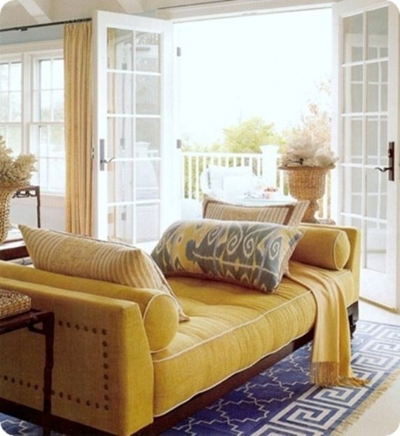 Backless chaise lounge