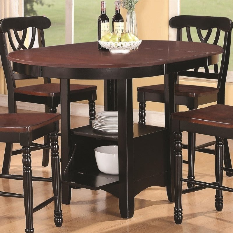 Table with extension leaves