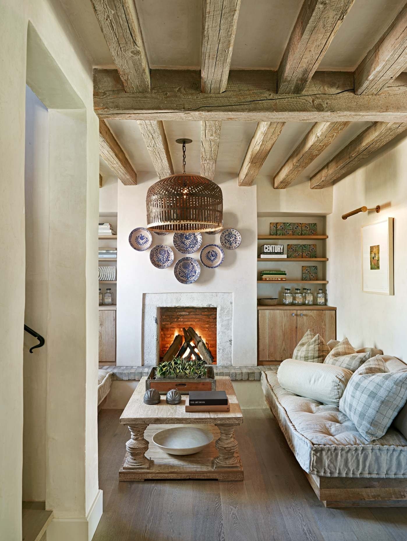 Oz architects mediterranean living room phoenix