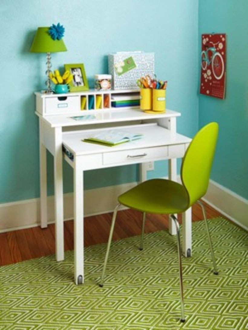 Small desk with drawer