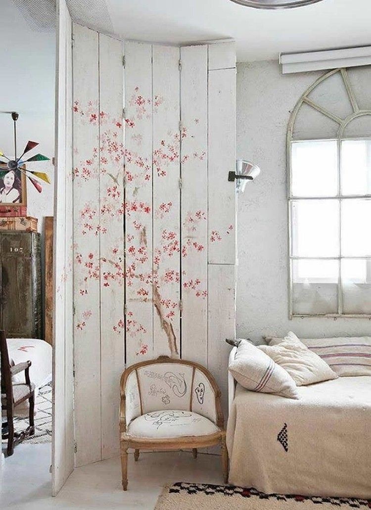 Solid room divider 29