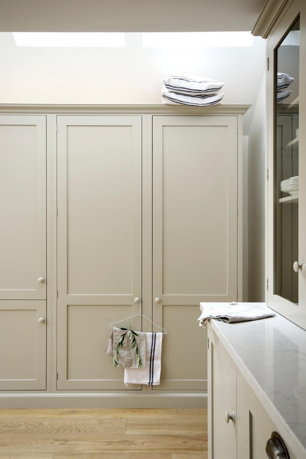 Bathroom utility cabinets