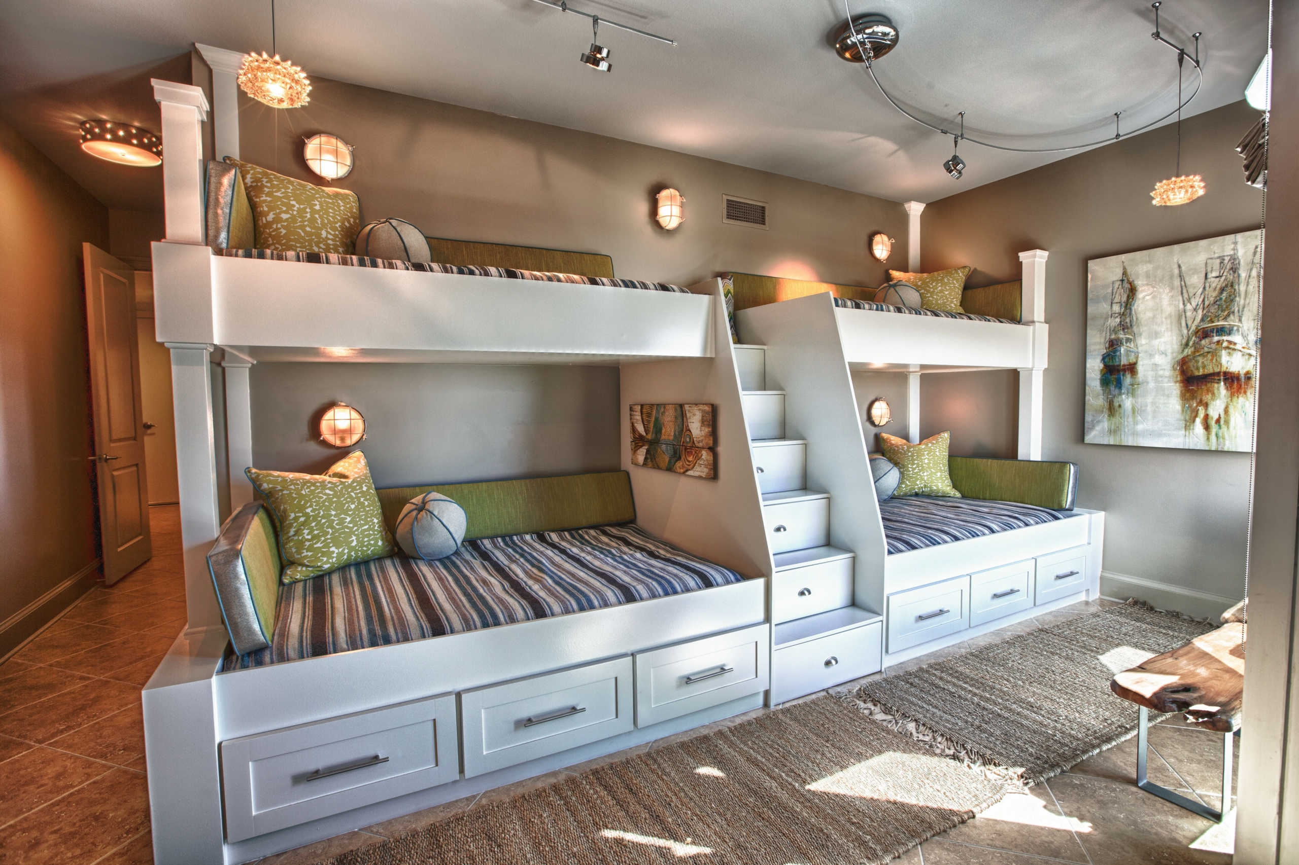 Double bunk bed