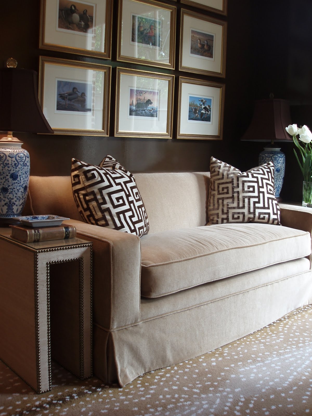 Single cushion loveseat 3