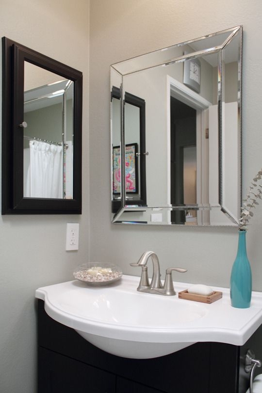 Beveled frame mirror