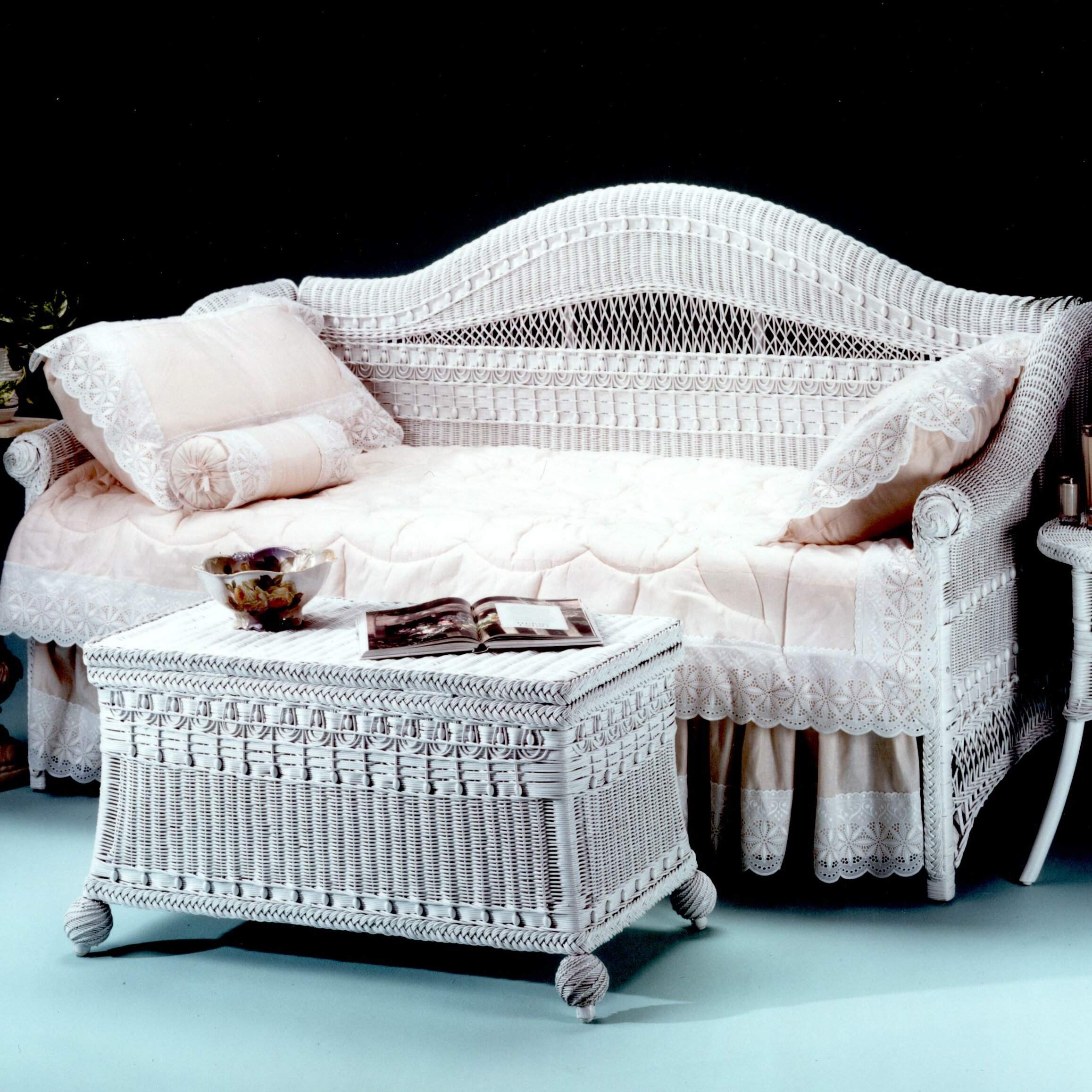 Classic Daybed