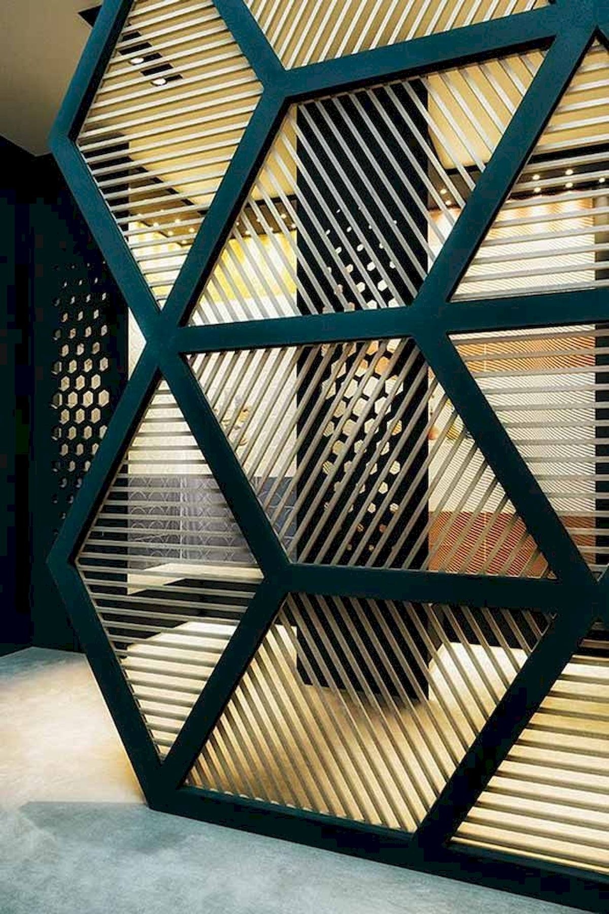 Decorative room partitions