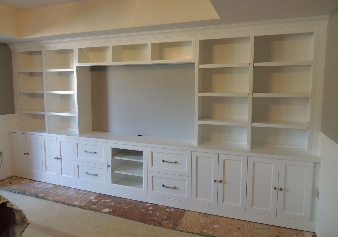 Entertainment center bookshelves 1