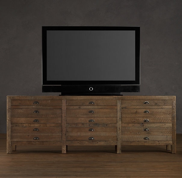 Media console big enough for my 70 inch flat screen