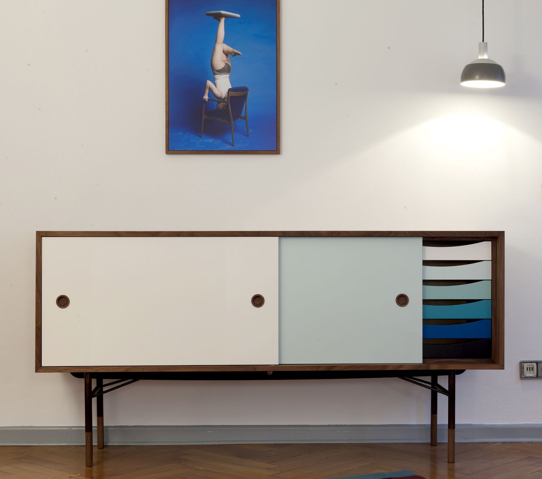 Sliding door sideboard