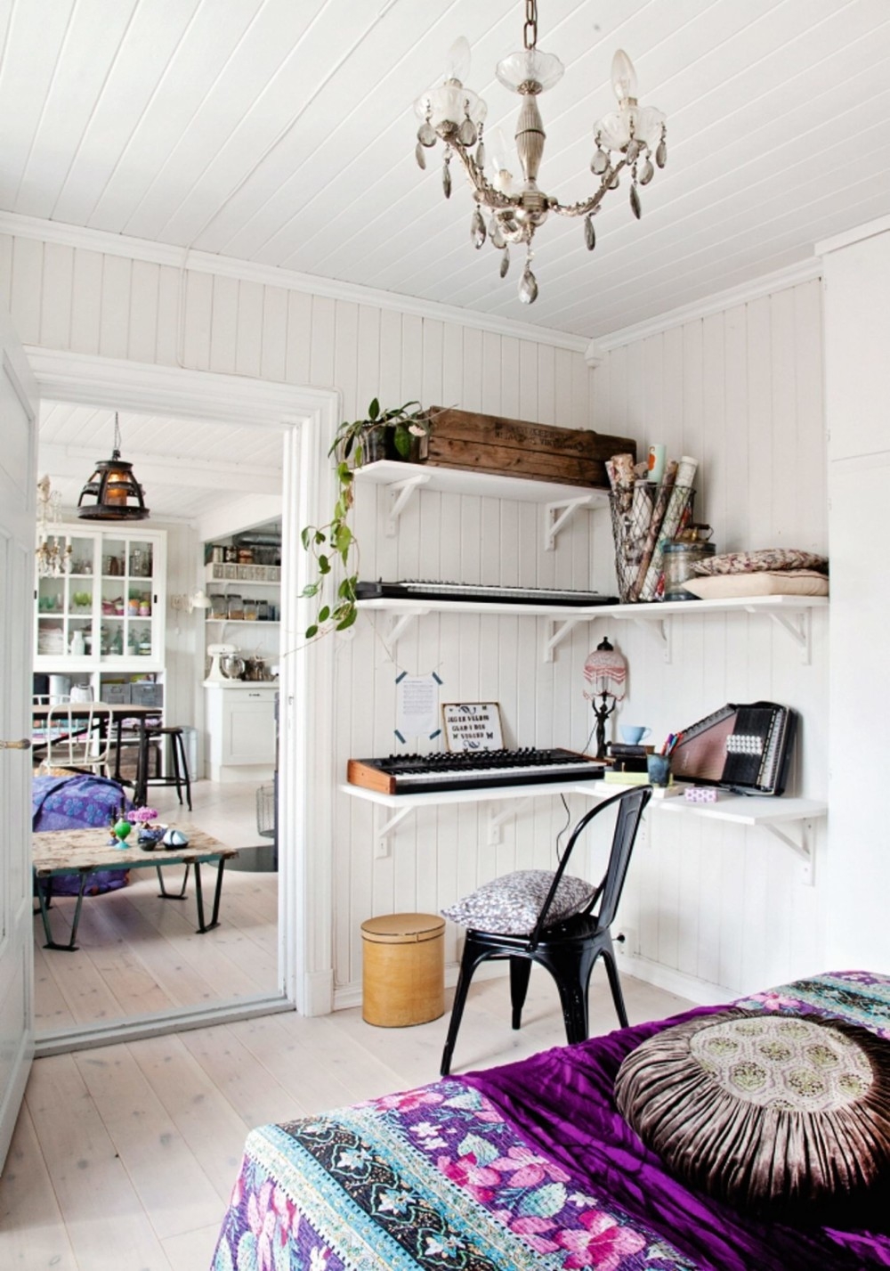 White corner desk with shelves 6