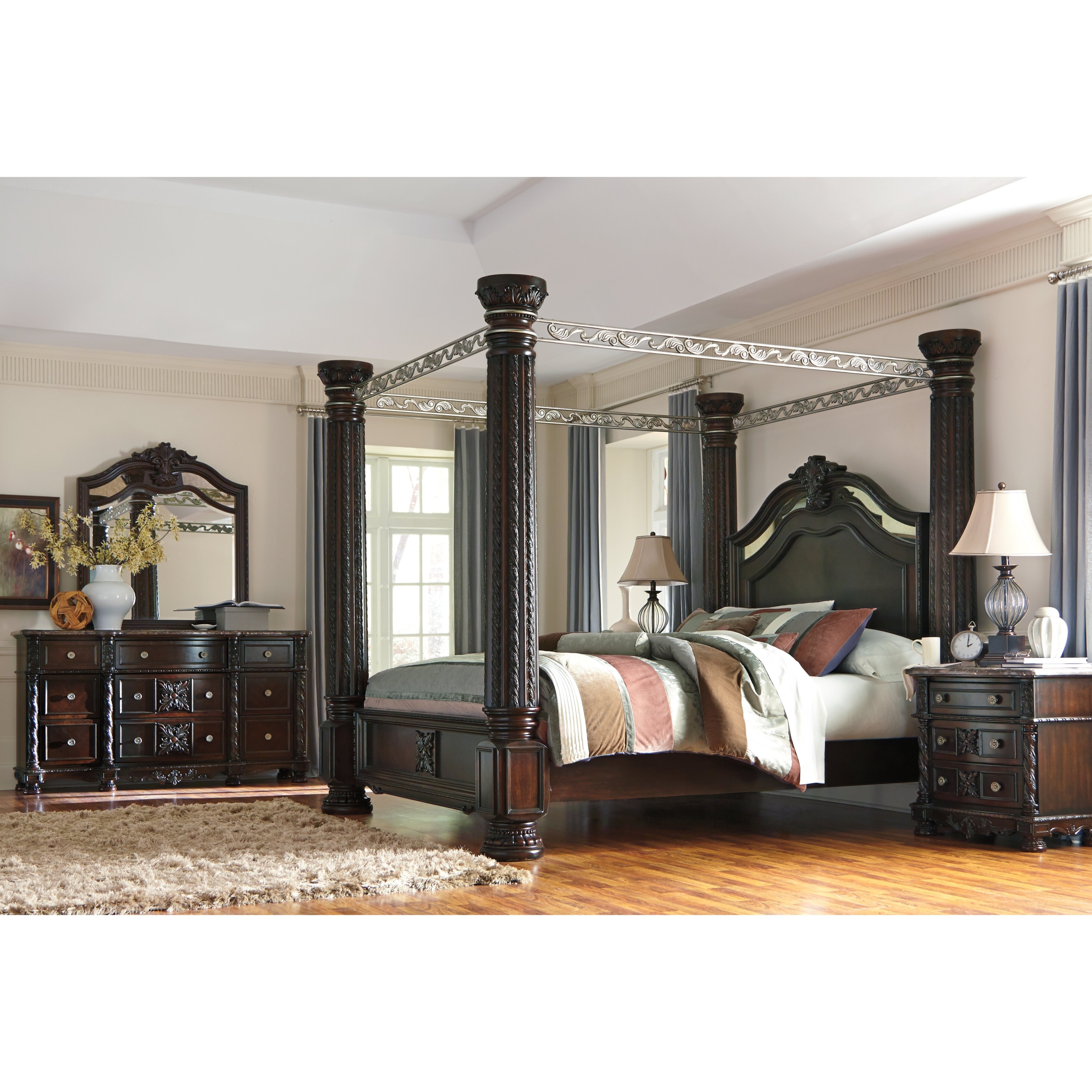 Ashley laddenfield king poster bedroom set