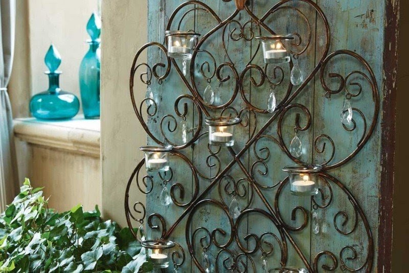 Iron sconce