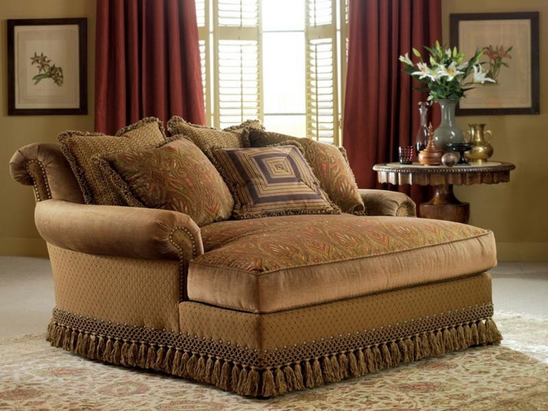 Chaise lounges for bedrooms