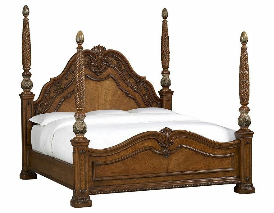 Four poster king size bed
