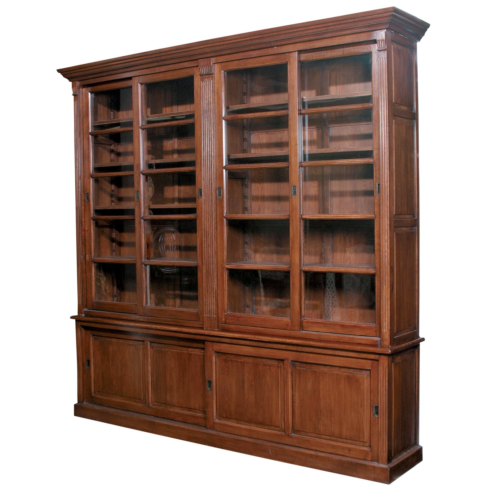 Wall bookcase with glass door
