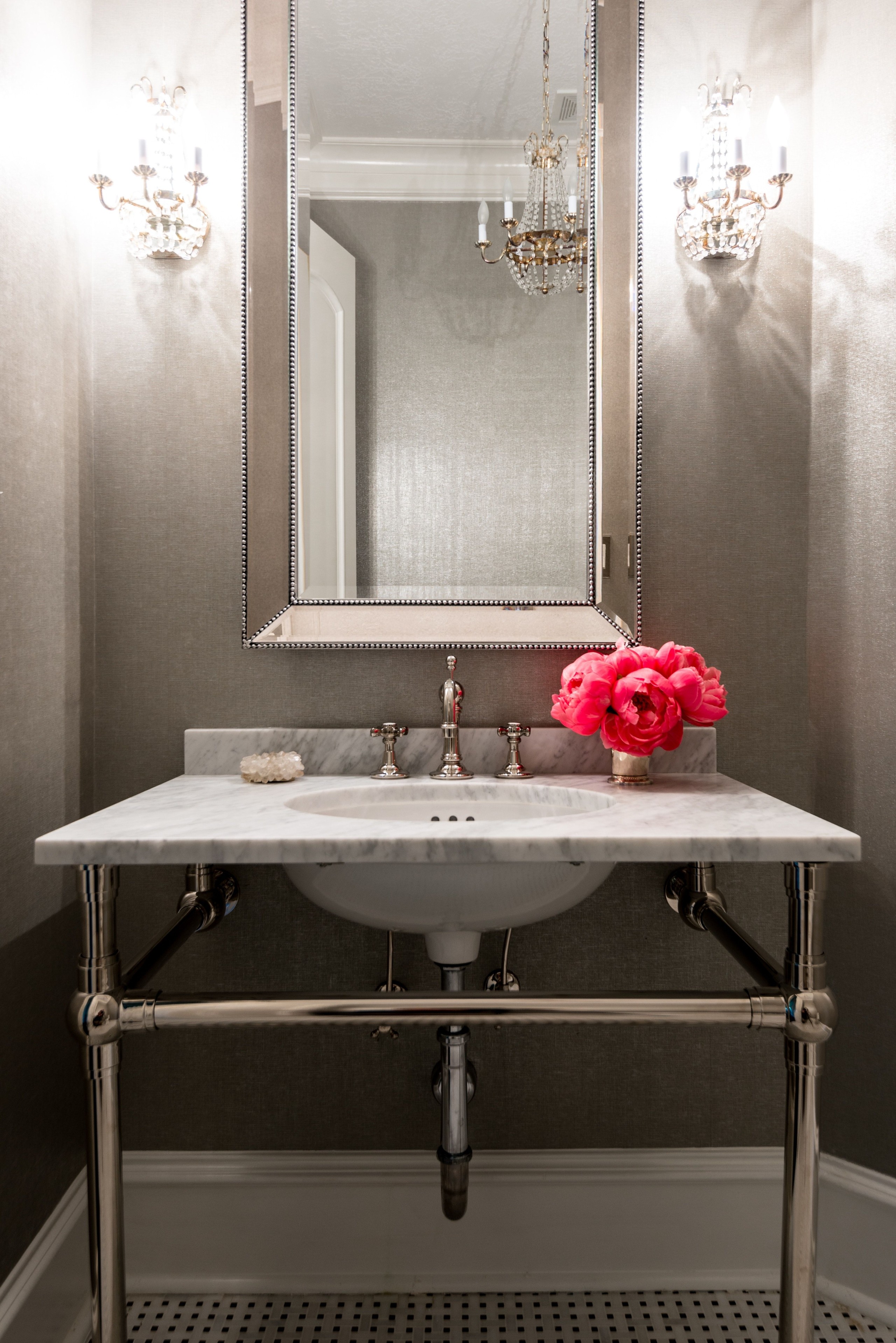 Metal sink console