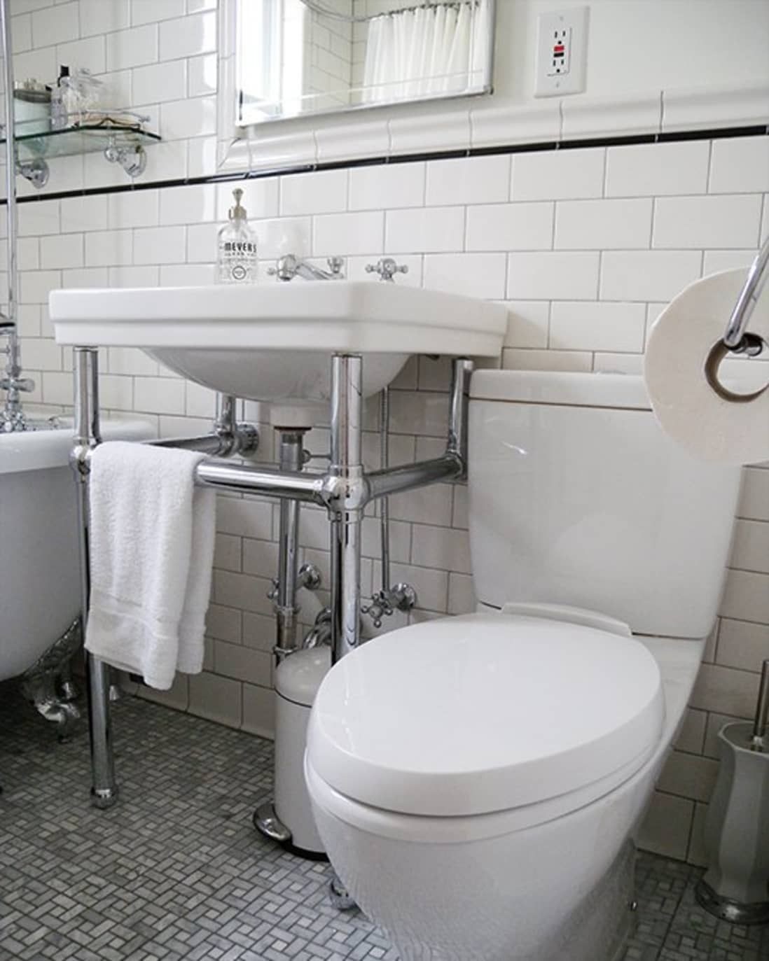 Small console sinks 2