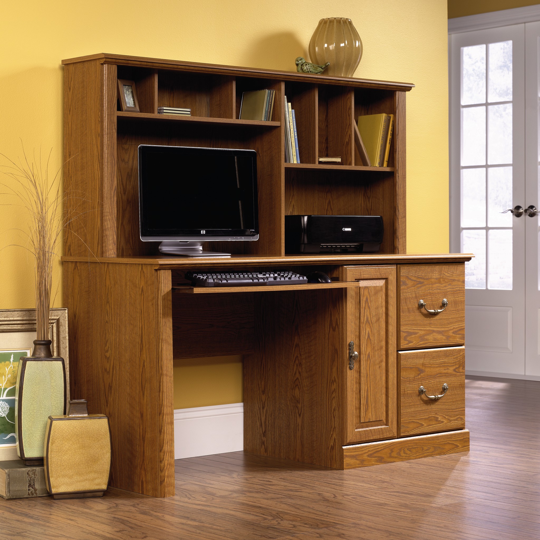 Computer desk with locking drawers