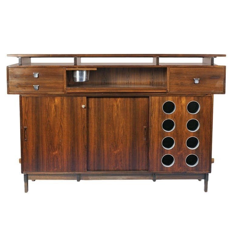 Free standing bar furniture