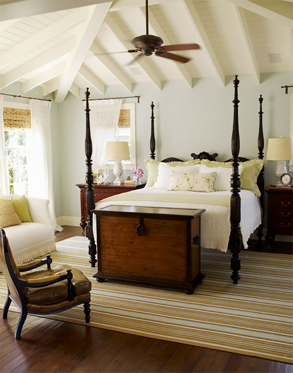 High poster beds