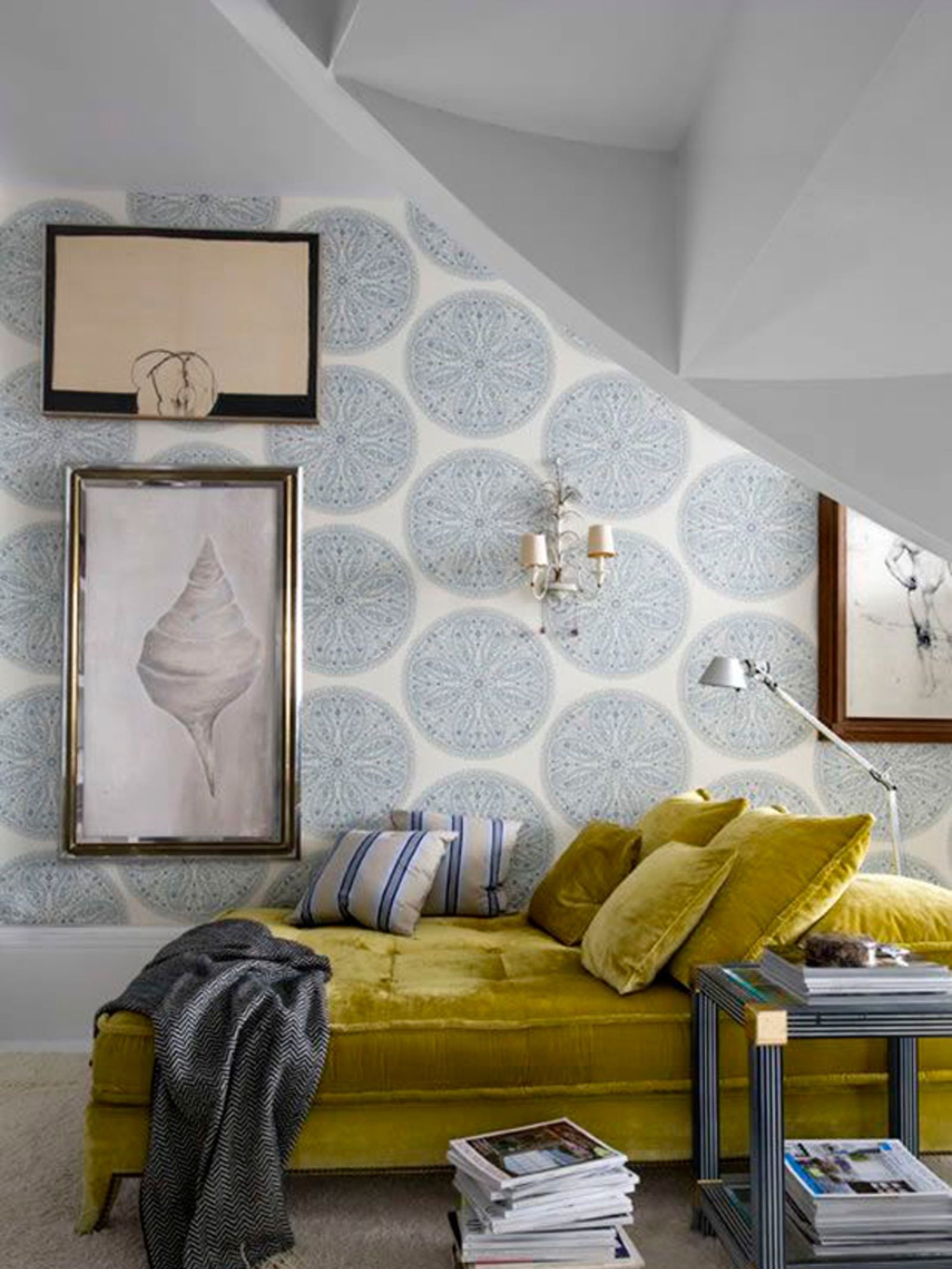 Small chaise lounge