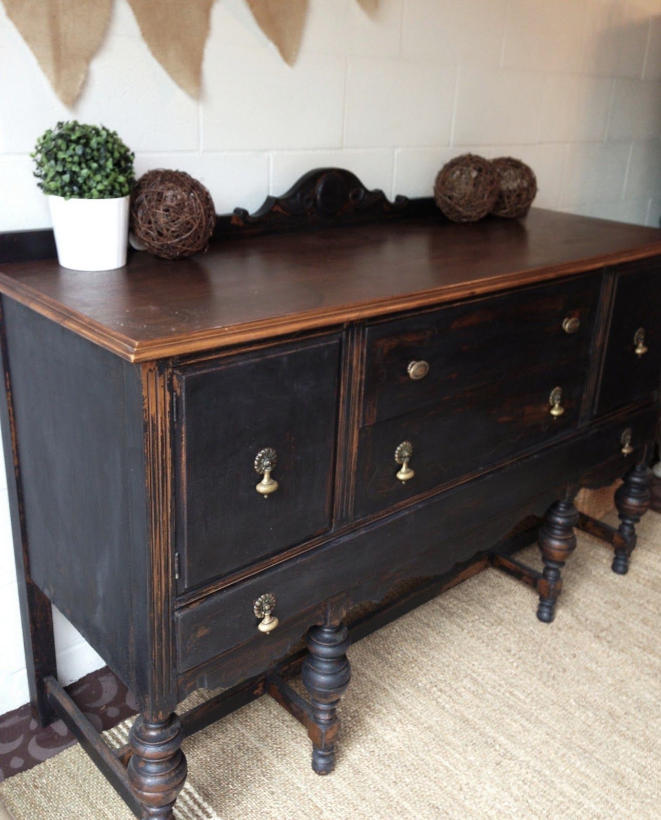 Black vintage sideboard 1