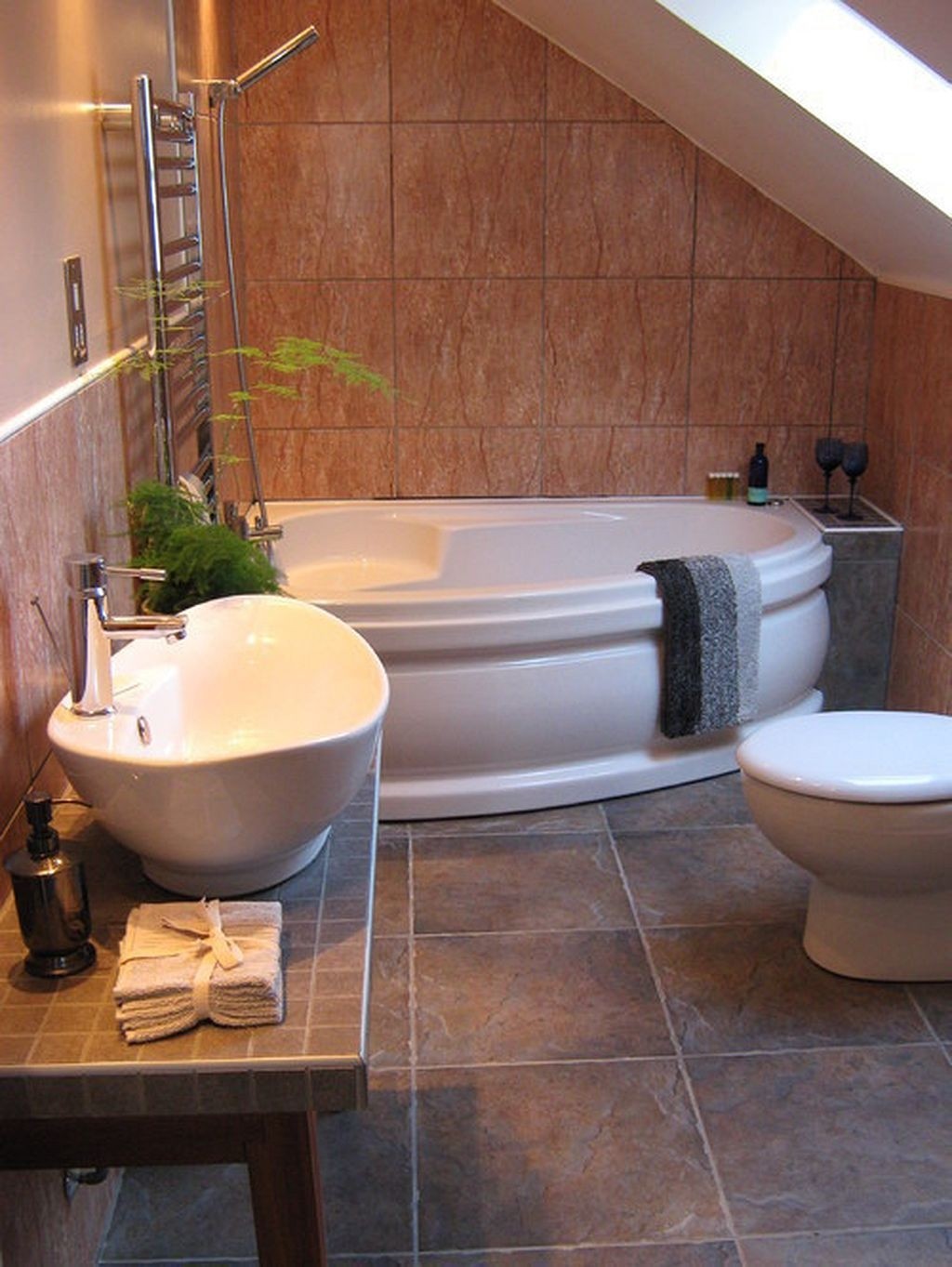 Corner bathtub sizes 12