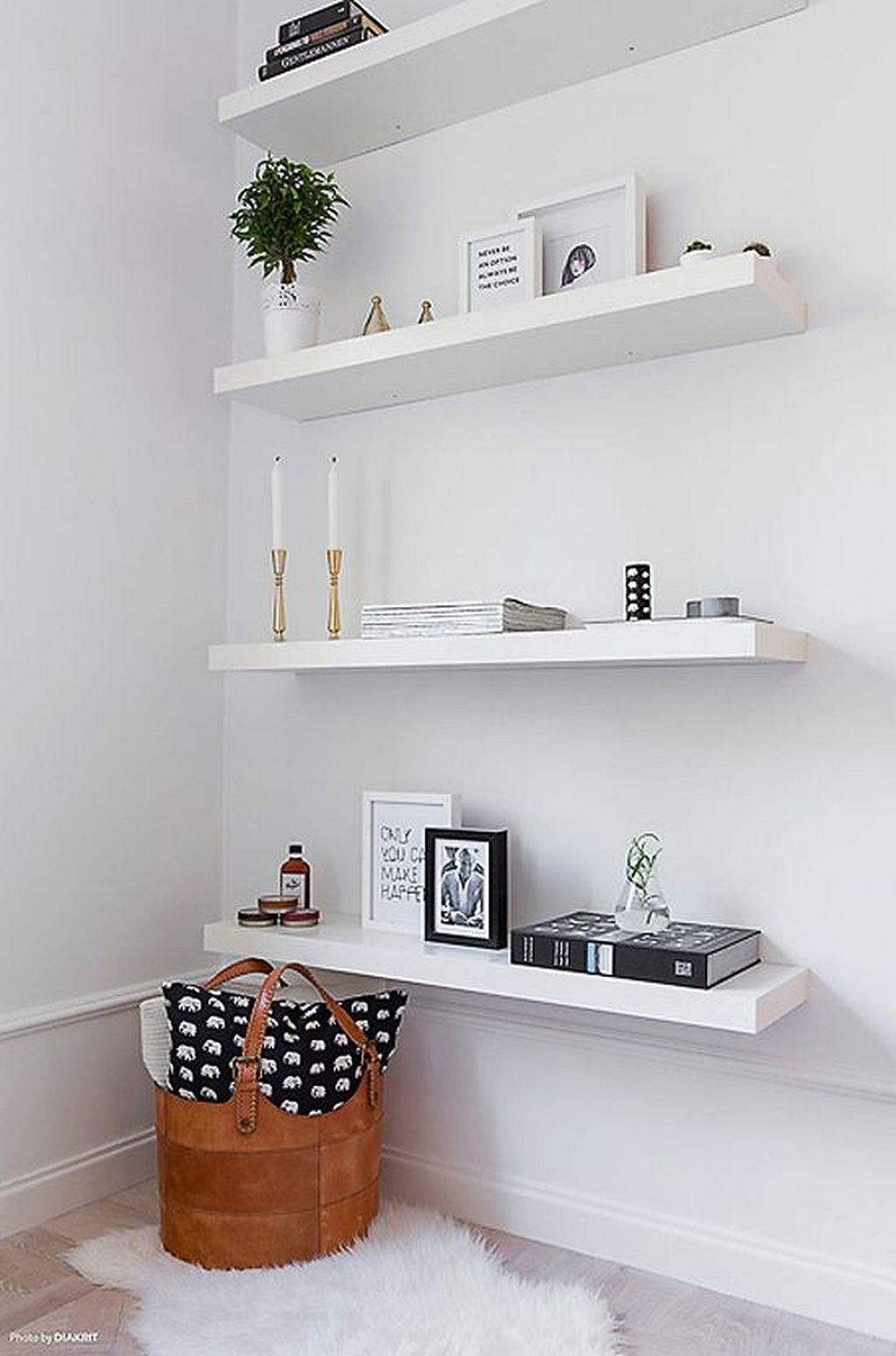 Floating corner bookshelves