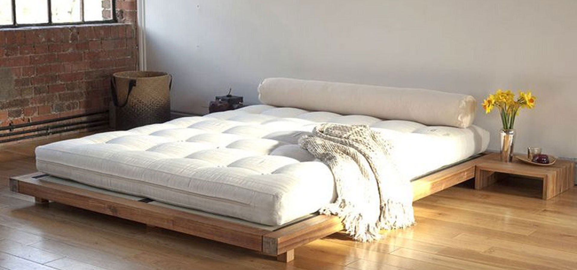Low headboard king beds