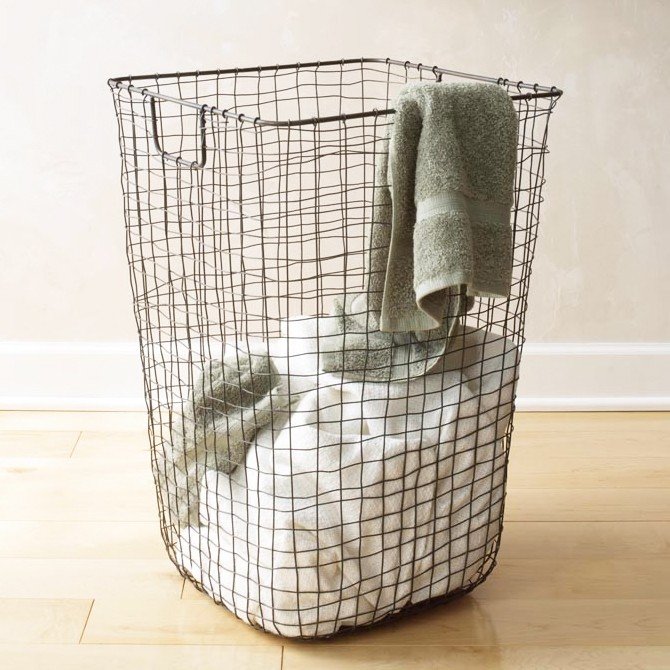 Metal laundry hamper 1