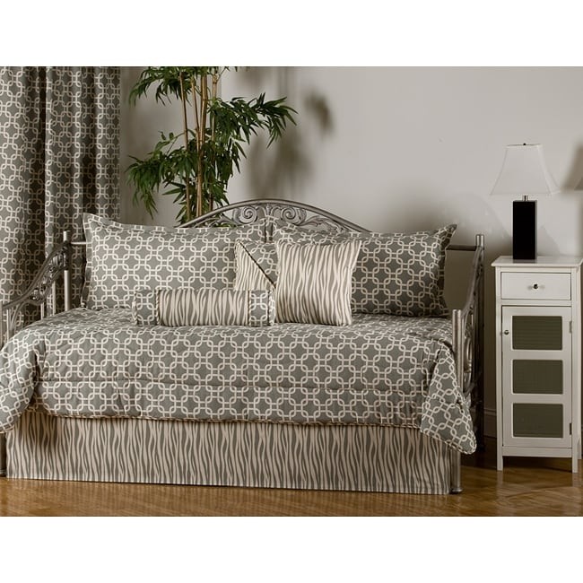 Nordic 7 piece daybed comforter set