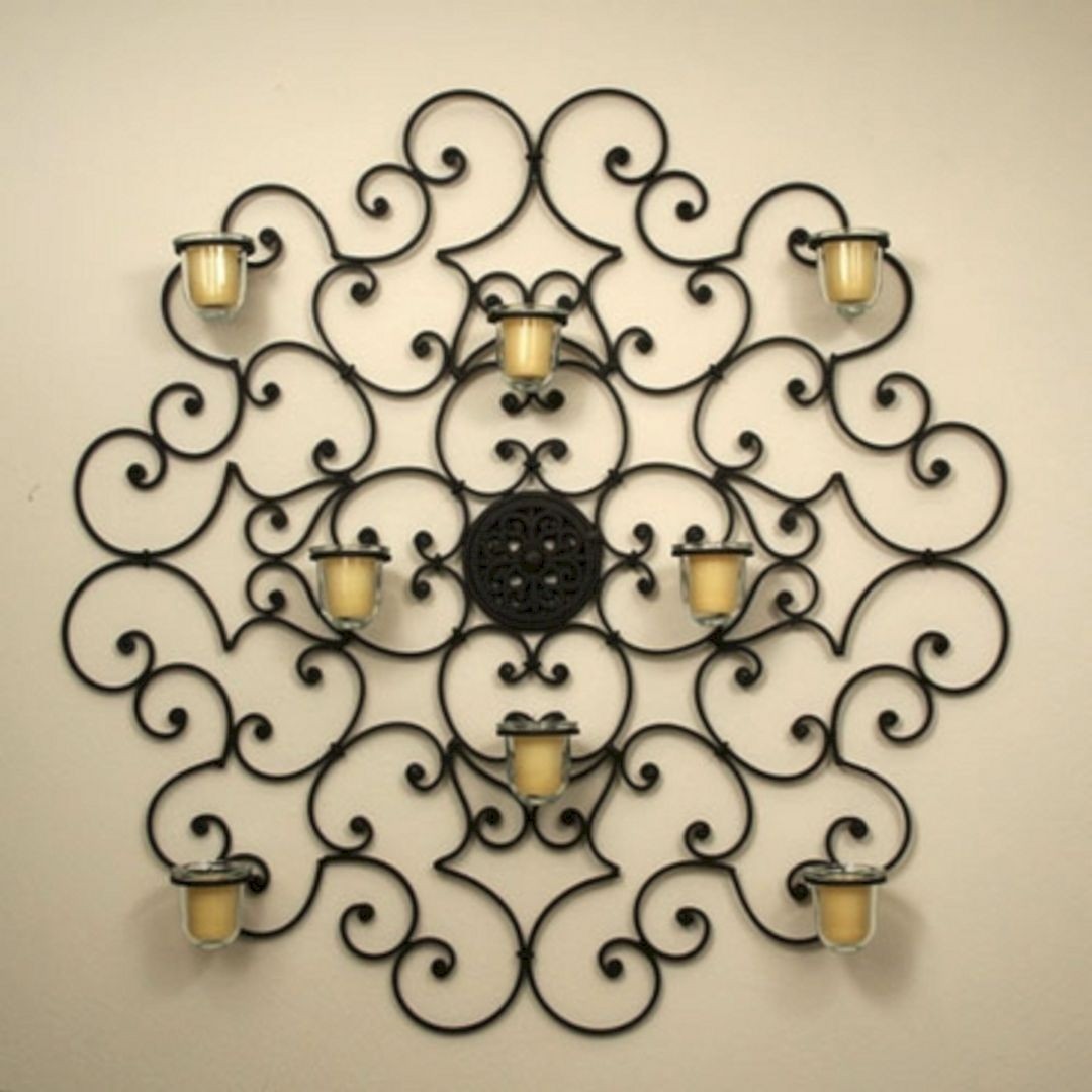 Pendant candle holder