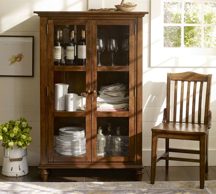 Tivoli glass cabinet