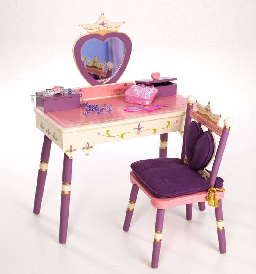 Girl vanity set