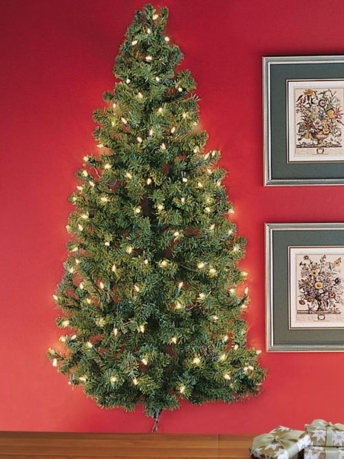 Half corner christmas tree