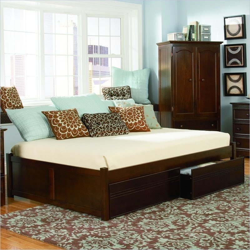 Platform day bed