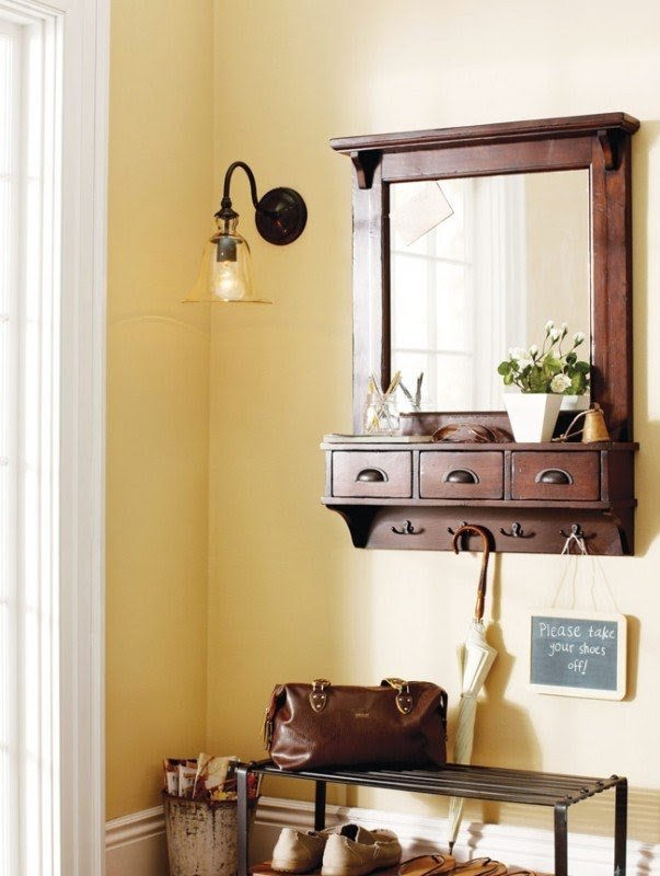 Wall mounted coat rack with mirror