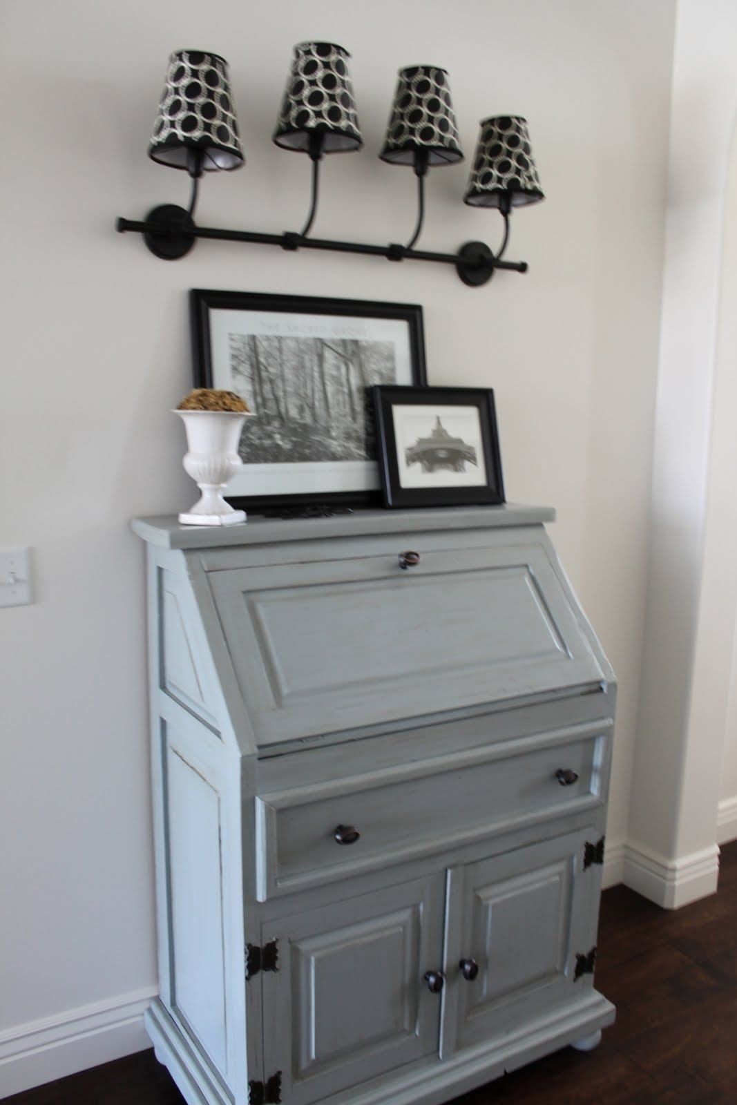 French secretary desk 1