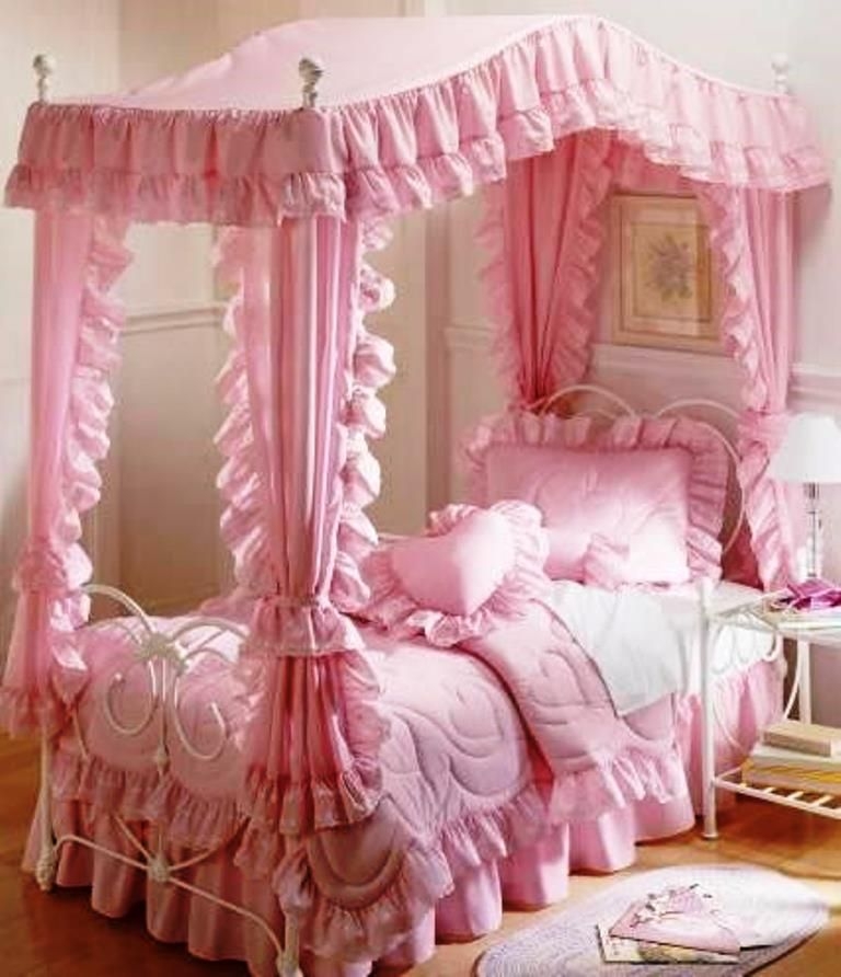 Girls room canopy