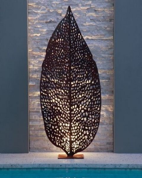 Metal wall art leaves 1