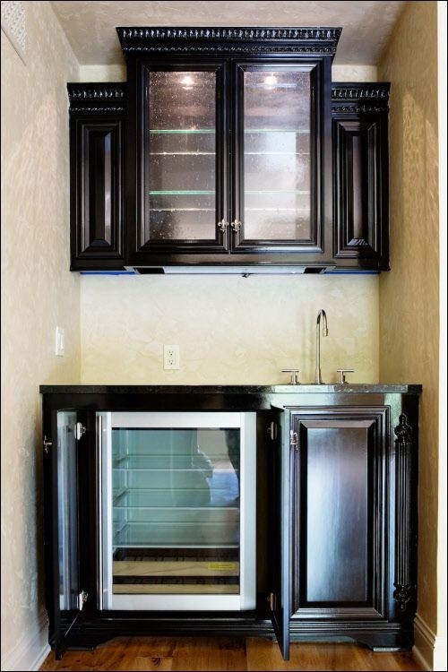 Mini refrigerator cabinet