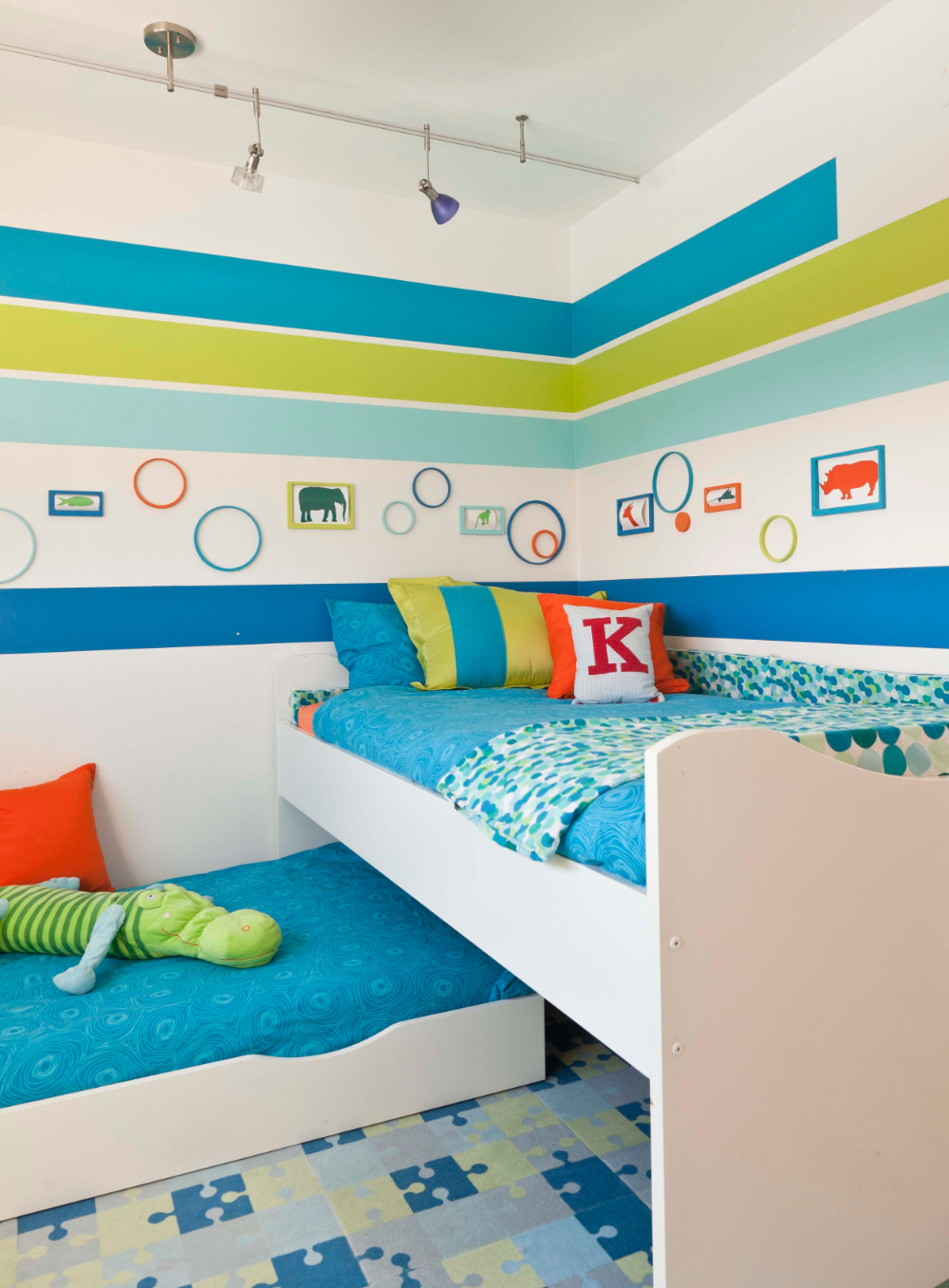 Trundle bed boys