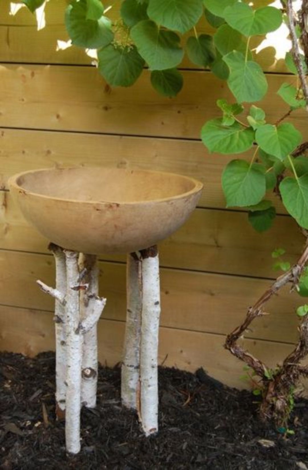 Bird bath contemporary