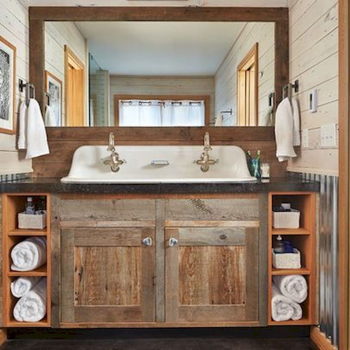 Bucket sinks