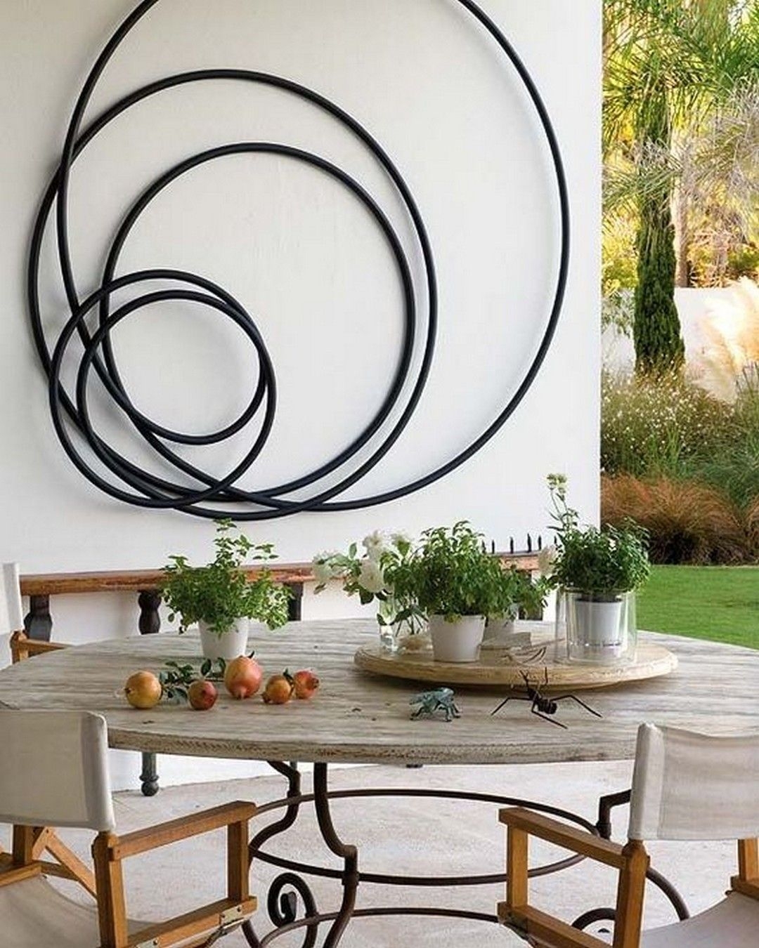 Metal wall art circles