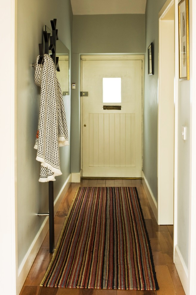 Wall tree coat rack