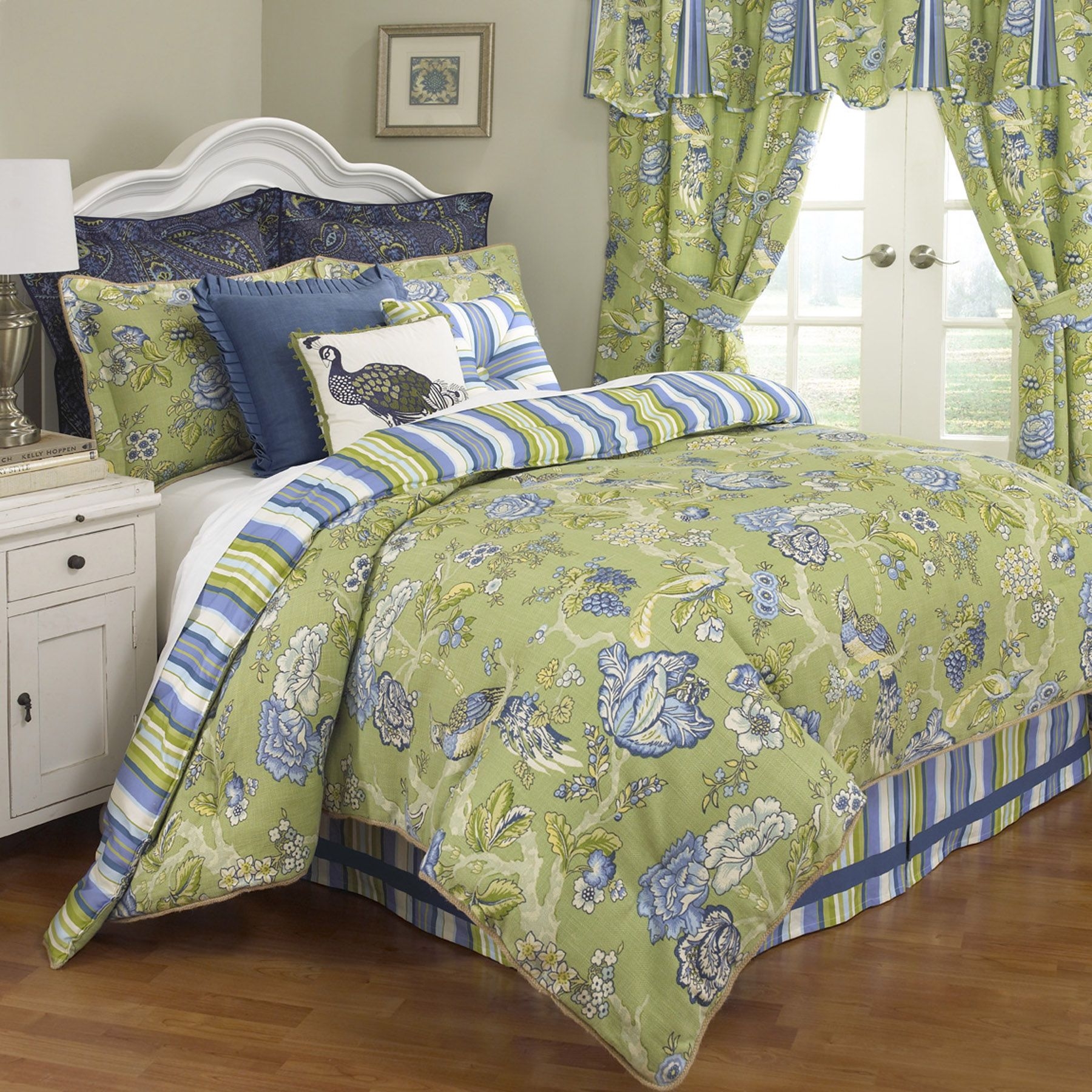 Waverly casablanca bedding collection