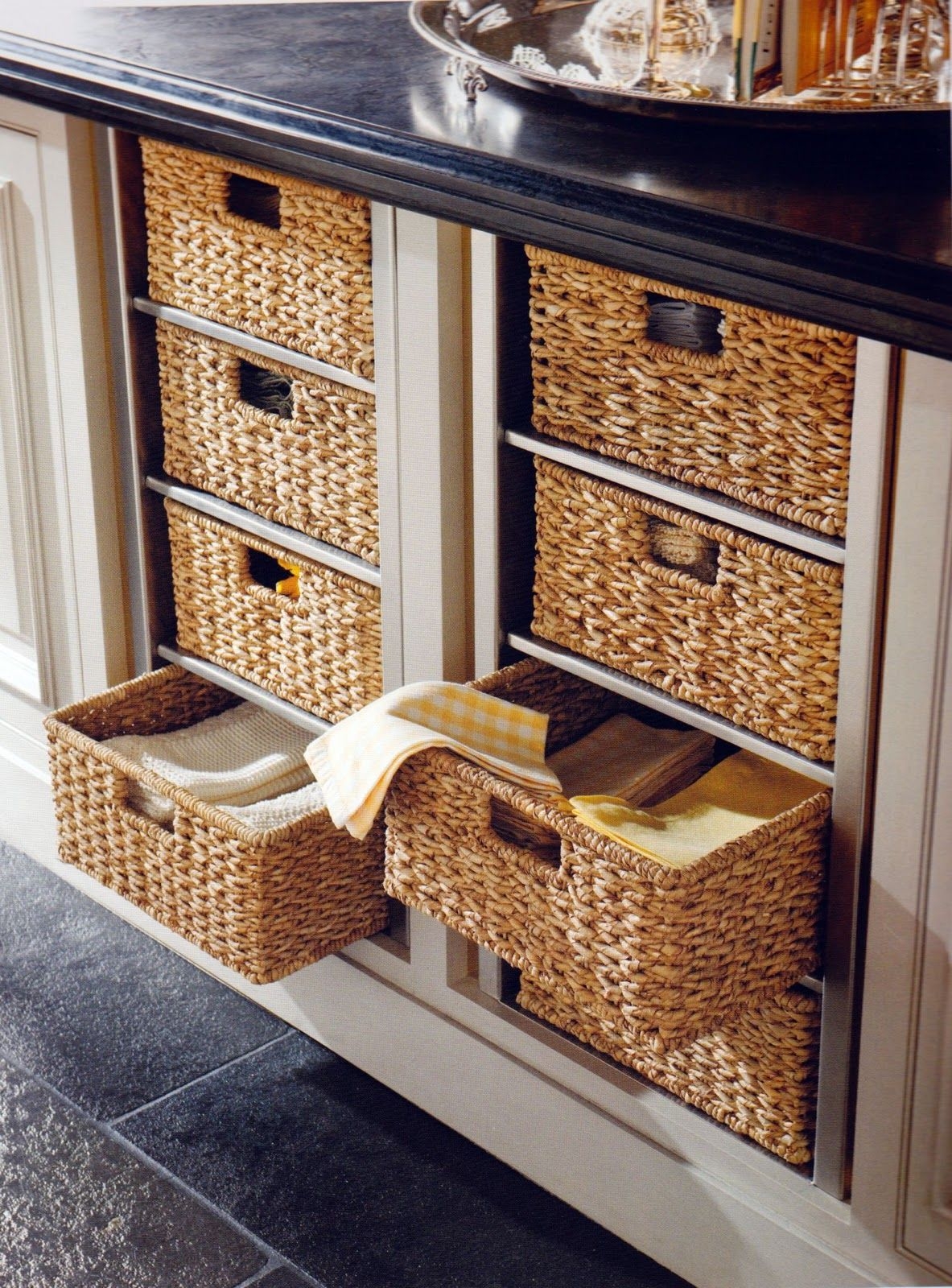 Wicker linen cabinet 27