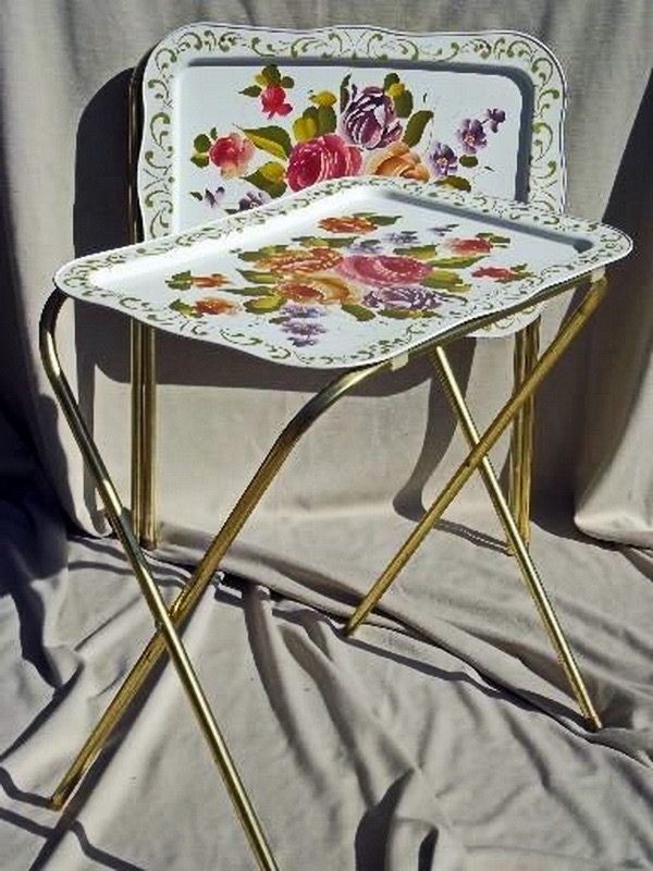 Folding tv tray
